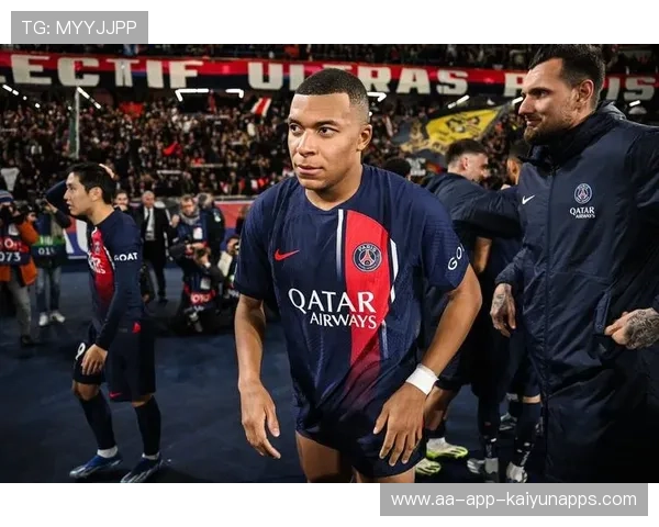 皇马1.2亿身价球员地位动摇，英超豪门窥伺